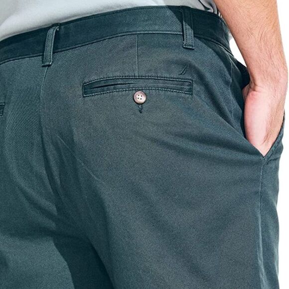 Nautica Men's Classic-Fit 8.5" Deck Short - Picture 5 of 8